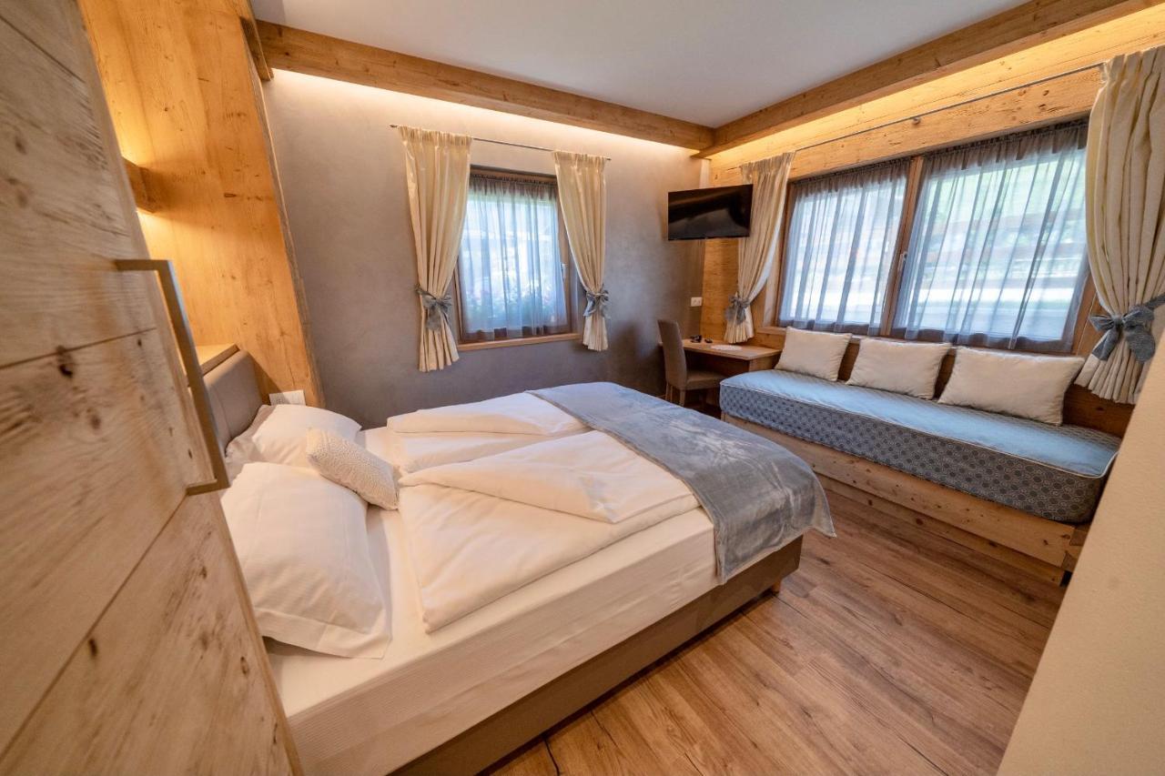 Hotel Siera Hof Sappada Esterno foto