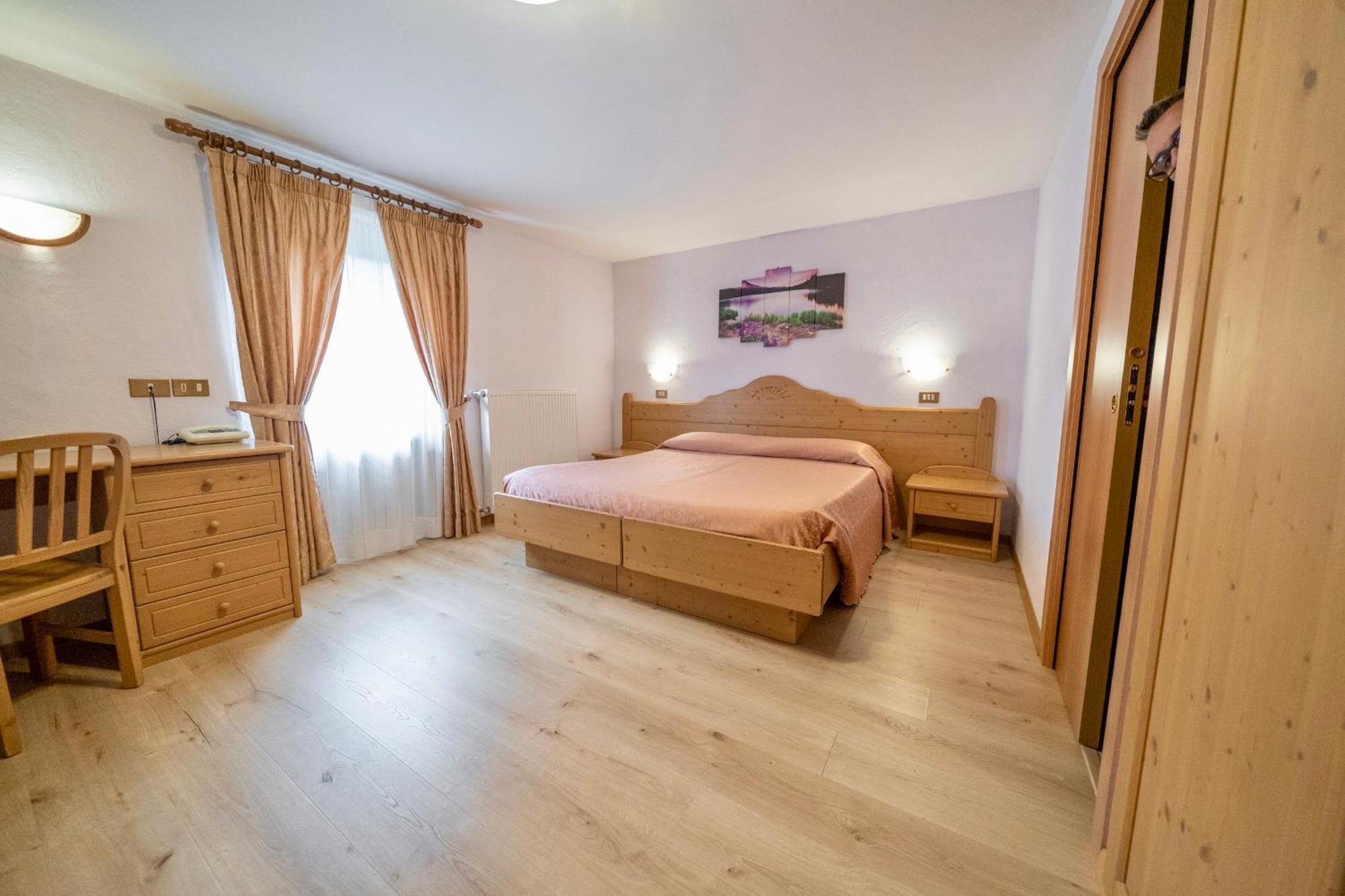 Hotel Siera Hof Sappada Esterno foto